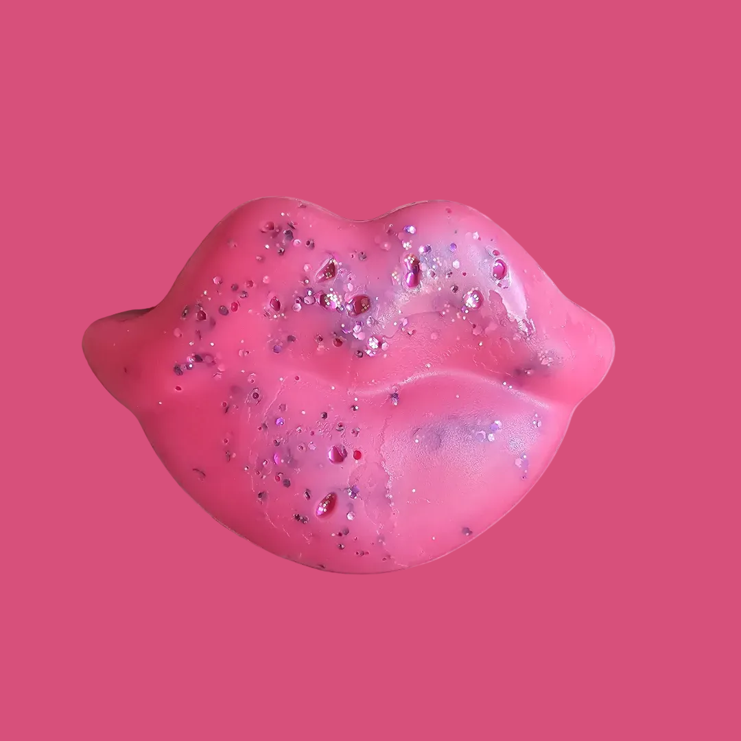 Cherry Kiss Pout Melt