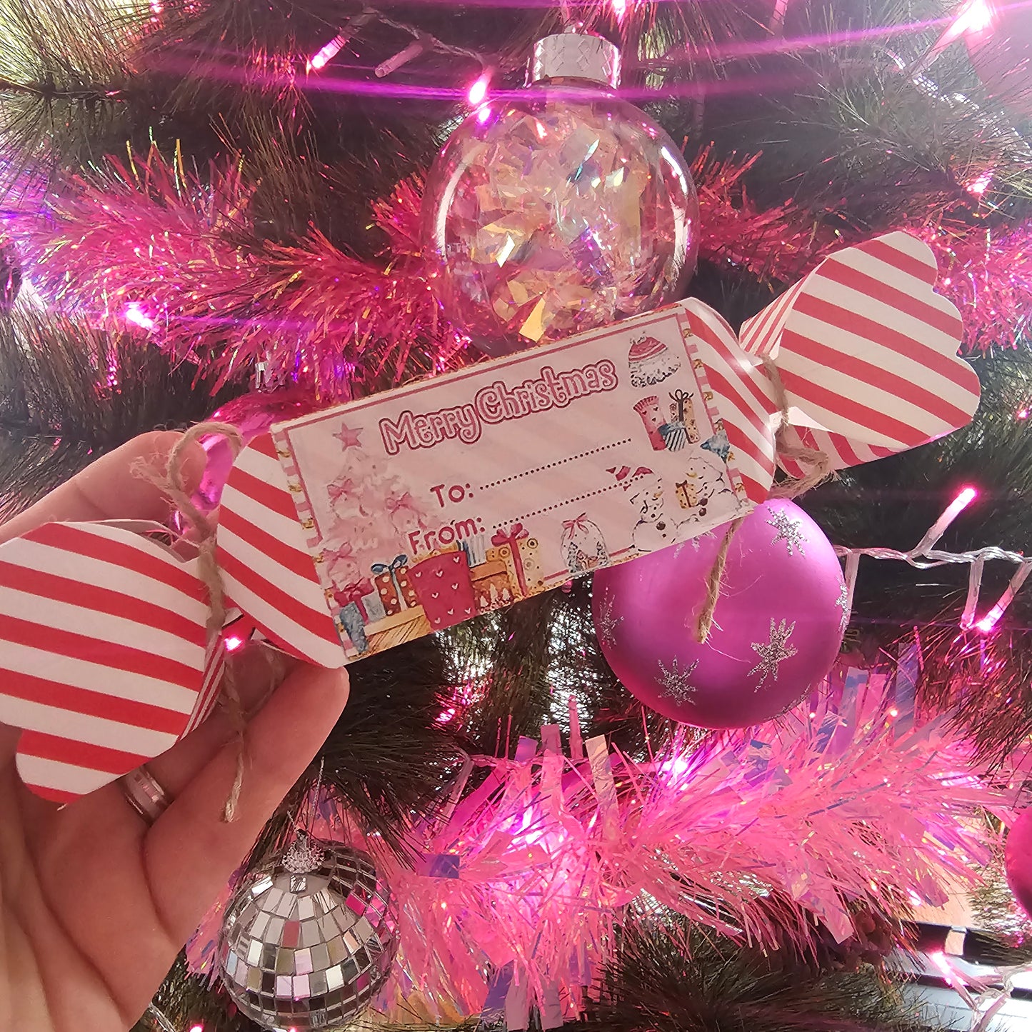 Secret Santa Christmas Cracker - 2 Festive Wax Melts