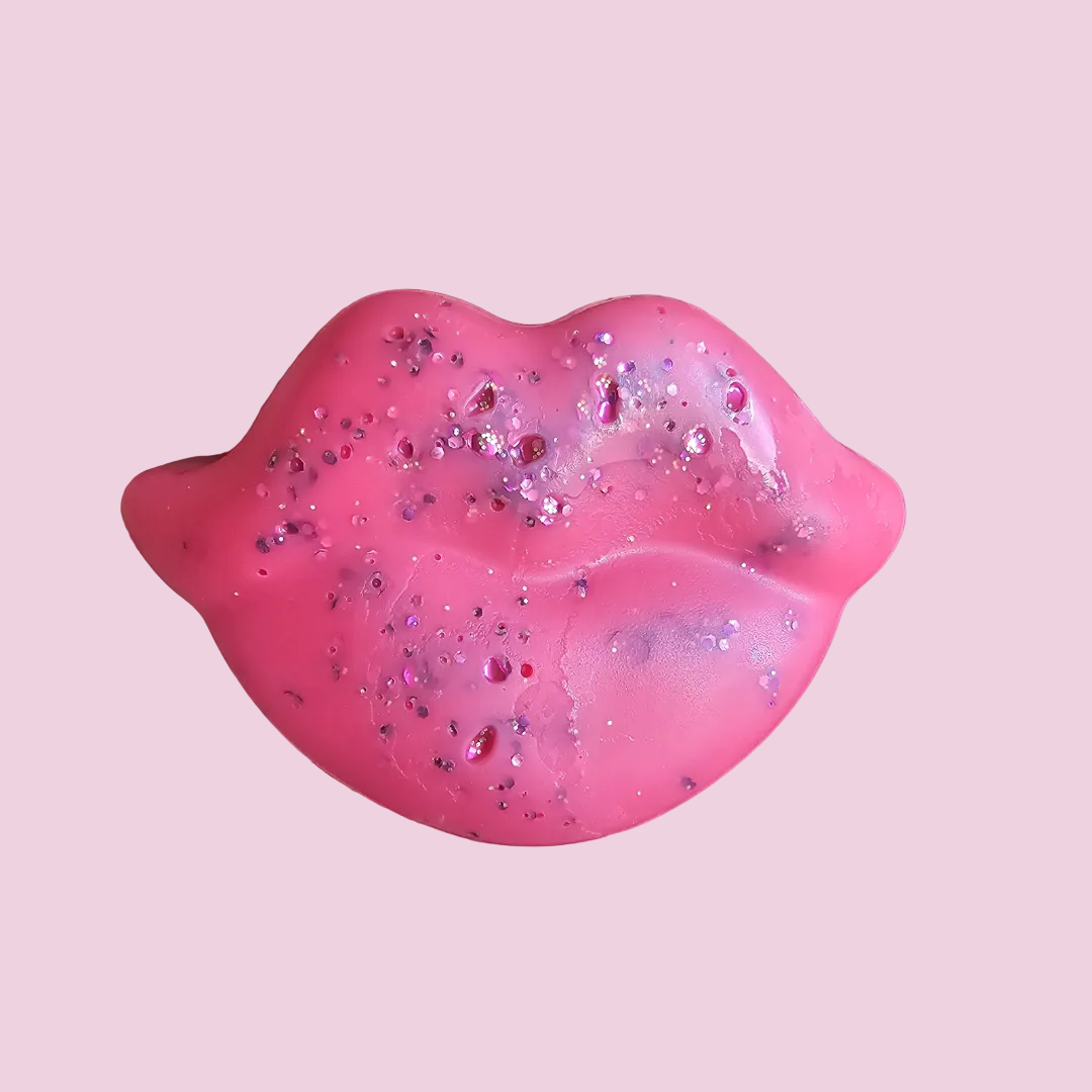 Cherry Kiss Pout Melt